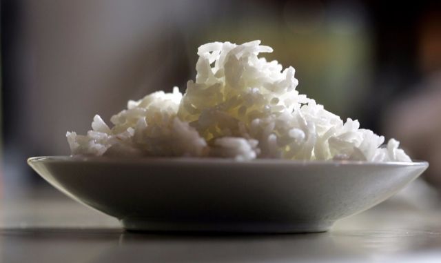 تحذير - إليكم أفضل طريقة لطهو الأرز.. الطرق الأخرى قد تحوّله إلى سمّ قاتل!