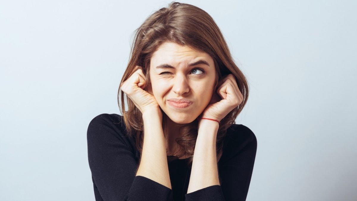 إذا كانت أصوات مضغ الطعام تزعجكم... تعرّفوا على السبب الغريب