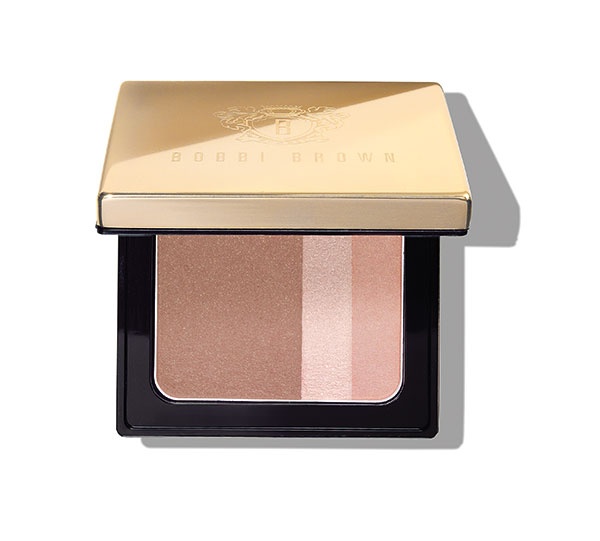 تأثير طبيعي  Bobbi Brown Brightening Blush in Pink Truffle