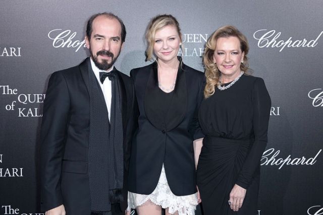 الكس فلر وكريستن دانتس وكارولين شوفلييه