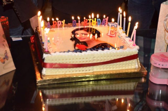 بالصور - كيف احتفلت نجمة 