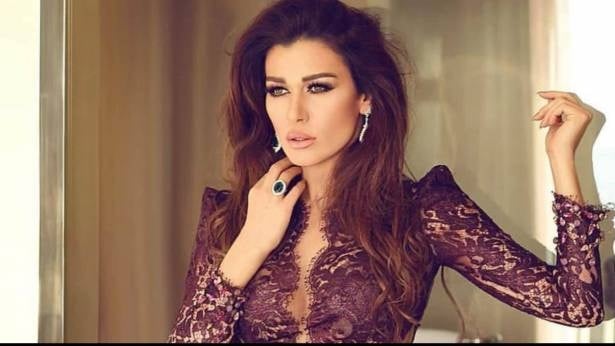 بعد ساعات من الانتظار.. الموت يفجع النجمة نادين الراسي!!