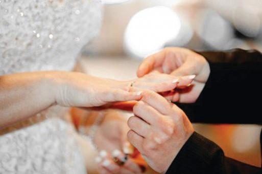 قضية تهز الإمارات - امرأة تتزوج من رجلين في وقت واحد!