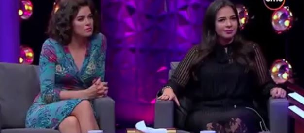 بالفيديو - يسرا اللوزي تفاجئ الجميع بصوتها.. وايمي تغني وتردد 