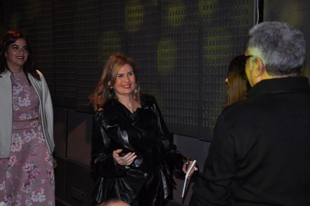 بالصور - يسرا تلقي قصيدة فاتن حمامة ومدحت العدل يهدي قصيدة لشقيقه الراحل