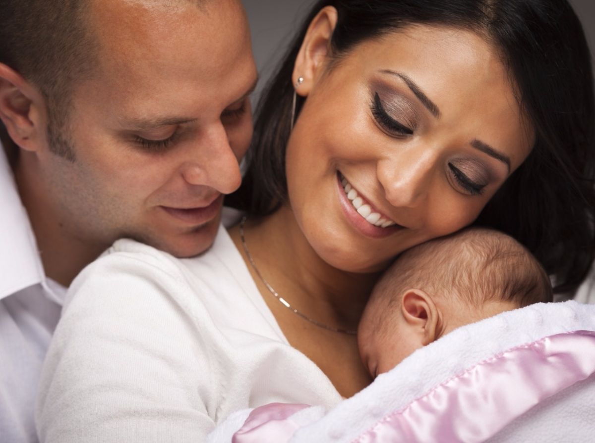 هام للرجال- إليكم نوع المكسّرات الذي يحسّن خصوبتكم... تناولوا 75 غ منه يومياً!