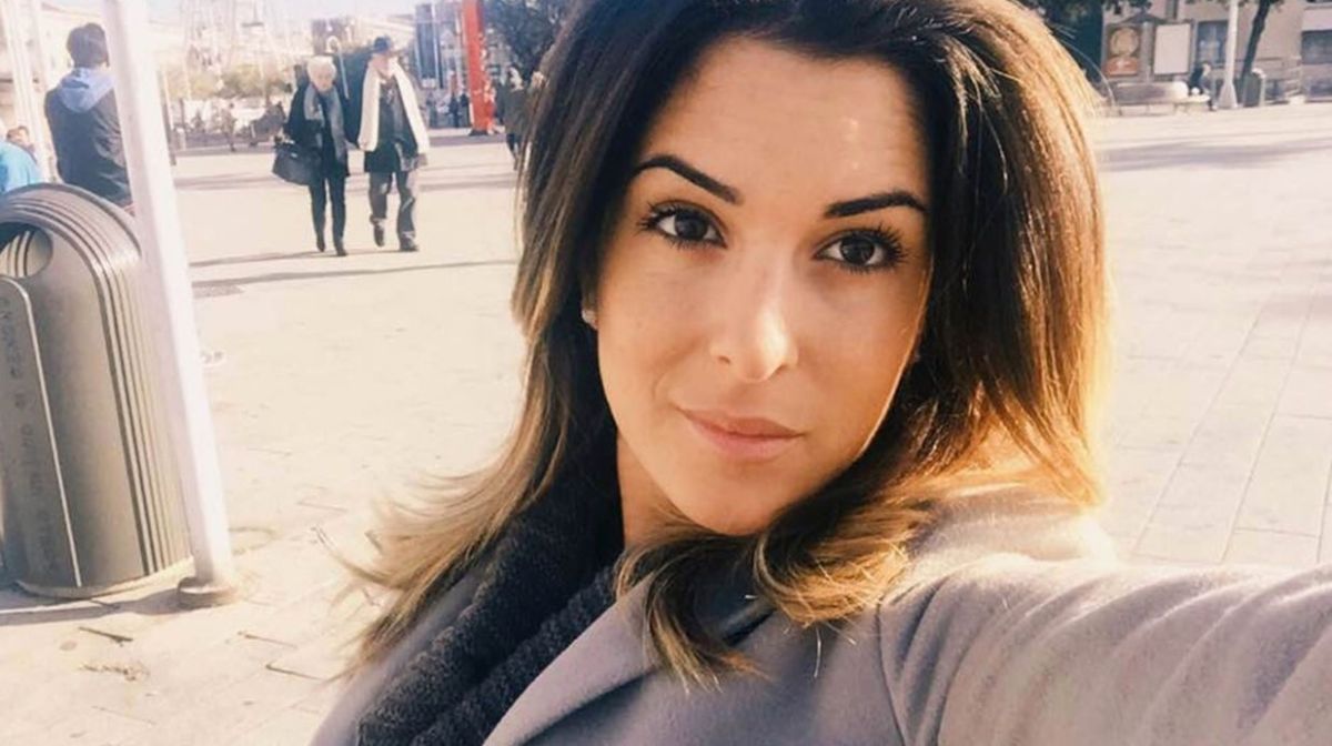 صادم- أحرقها صديقها السابق بالأسيد... شاهدوا كيف كانت ملكة الجمال وكيف أصبحت!