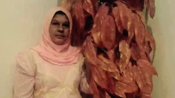 بالصور - ماذا فعلت عائلة سعودية مع سيرلانكية خدمتها 28 عاماً؟!