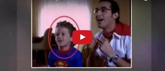 بالفيديو - هل تذكرون الطفل الذي ظهر مع أحمد حلمي في فيلم 
