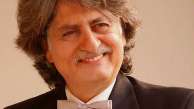 رحيل رسام الكاريكاتير الشهير ستافرو جبرا عن 70 عاماً