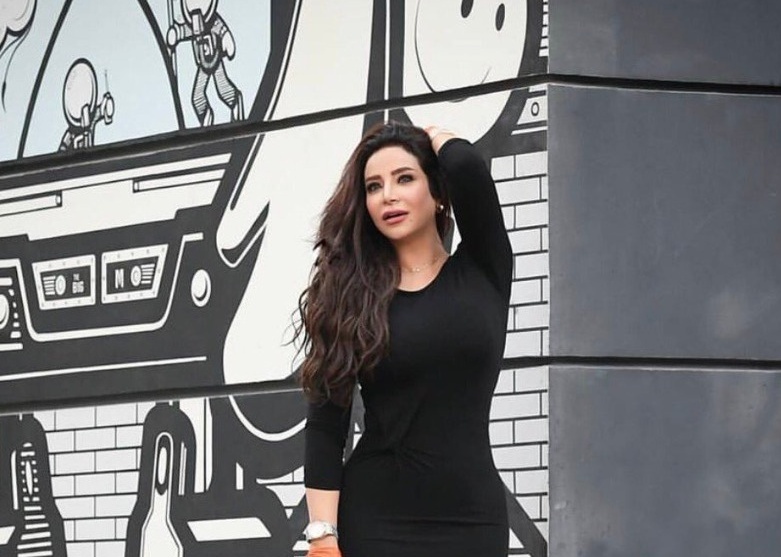 بالفيديو - شاهدوا غرفة نوم لجين عمران الخيالية!!