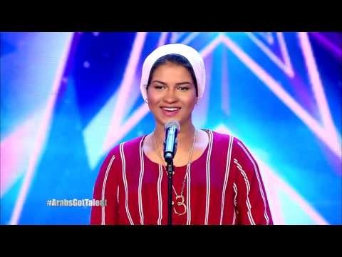 بالفيديو - من سرير غرفة نومها.. ماذا غنت مشتركة Arabs Got Talent الحامل لطفلتها؟