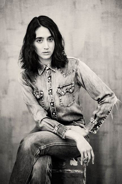 ماذا كشفت ناتاشا رامسي - ليفي المديرة الإبداعية الجديدة لدار Chloé