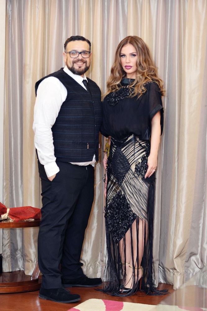 إطلالة جريئة لنيكول سابا في حفلتها مع جورج وسوف