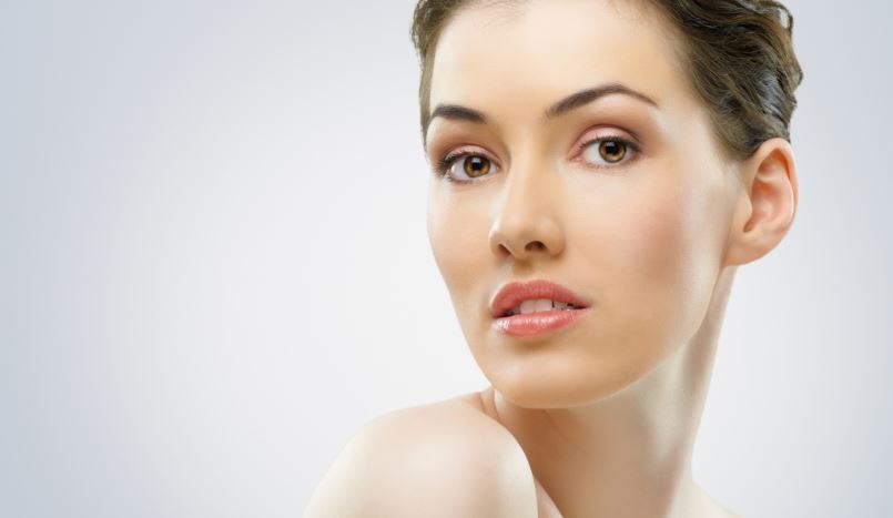 عادات تعيد إلى بشرتك توهّجها