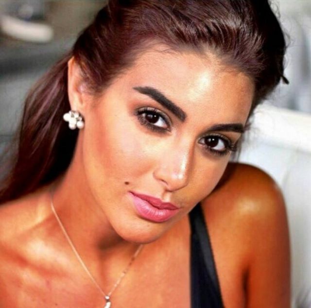 بالفيديو - ياسمين صبري تمارس الرياضة على الهواء.. وهكذا ردّت على الاسئلة!