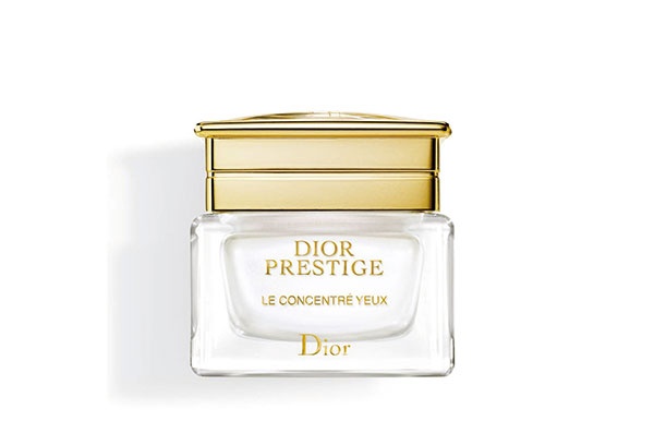 نظرتك مشرقة وشابة مع كريمات العناية بالعينين