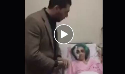 فيديو مؤثر- خطب حبيبته وهي على فراش الموت في سوريا بعد إصابتها بتفجير!!