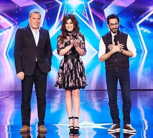 فيديو مؤثر - موهبة مميّزة في Arabs got talent تنقل الواقع بلوحة فنية تصدم الجميع!!