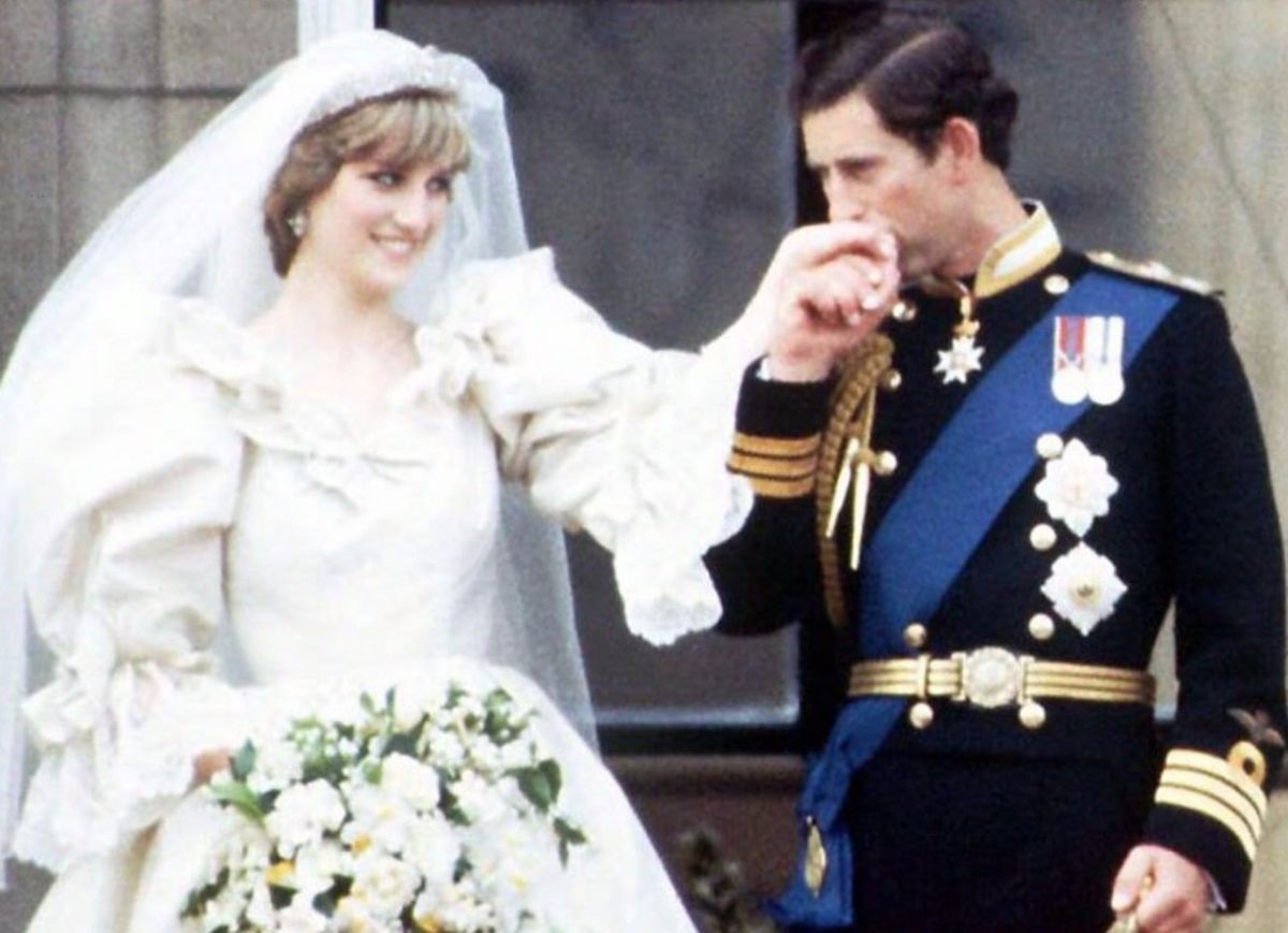 حقائق تكشف للمرة الأولى عن الأمير تشارلز وليدي ديانا... ما فعله ليلة الزفاف لا يُصدق!