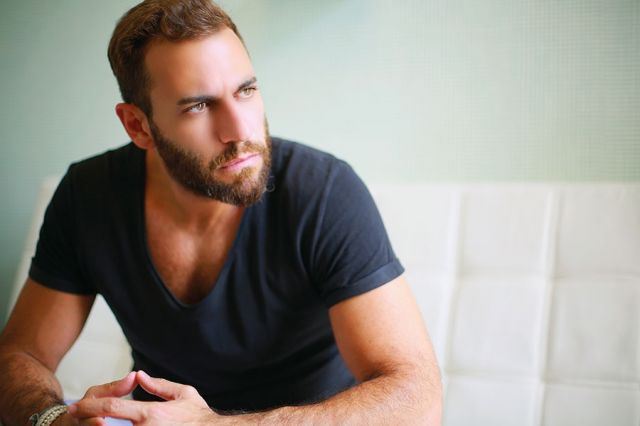 نيكولا معوض: لا أستطيع العيش بدون حب والفن سبب انفصالي عن خطيبتي