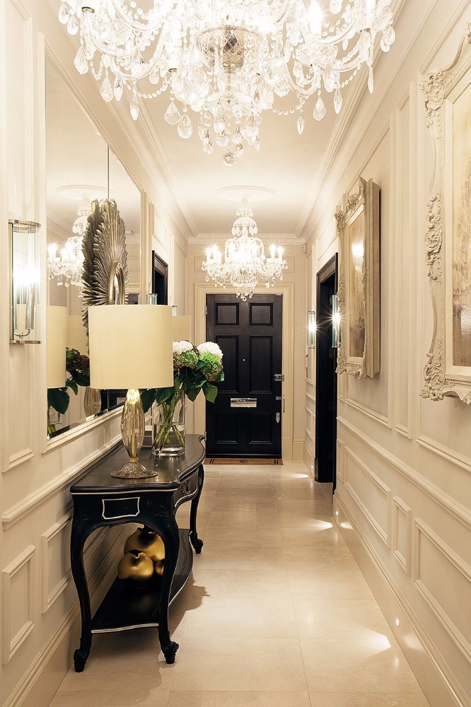 شقة في مبنى بحدائق «أنيسمور» في لندن: رفاهية تلامس حدود الترف!