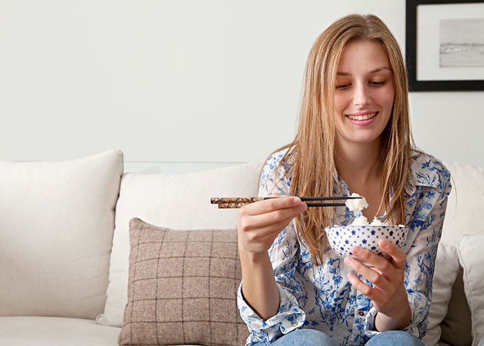 تحذير - هذا المرض قد يصيبكم إذا أعدتم تسخين الأرز... إليكم السبب