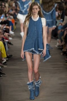 Philosophy di Lorenzo Serafini