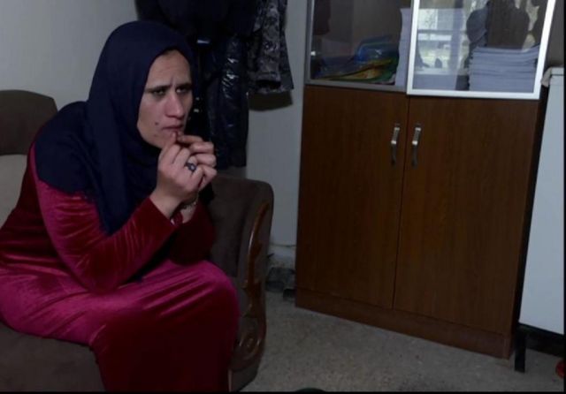 بالفيديو - للمرة الأولى جلادة داعش تتكلم... وهذه تفاصيل تعذيبها للنساء