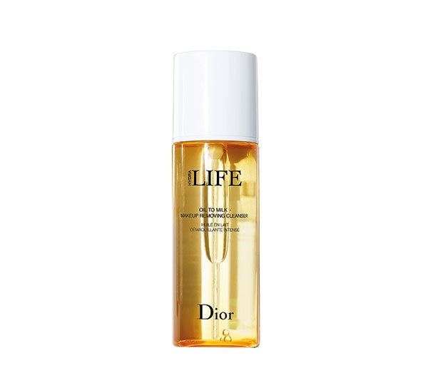 Dior Hydra LIFE Oil to Milk Makeup Removing Cleanser
Dior Hydra LIFE Oil to Milk Makeup Removing Cleanser
