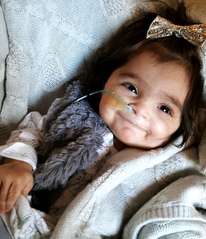 بالصور- قد تعتقدون أنها شخصية كرتونية... لن تصدّقوا حجم شعر هذه الطفلة