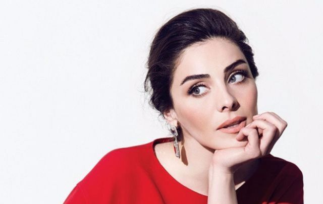 بالصور- إكتشفوا الأعمار الحقيقية لنجمات تركيا... لن تصدقوا من هي الأكبر سناً