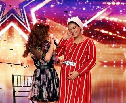 بالصورة - مشتركة Arabs Got Talent تخلف بوعدها لنجوى كرم!