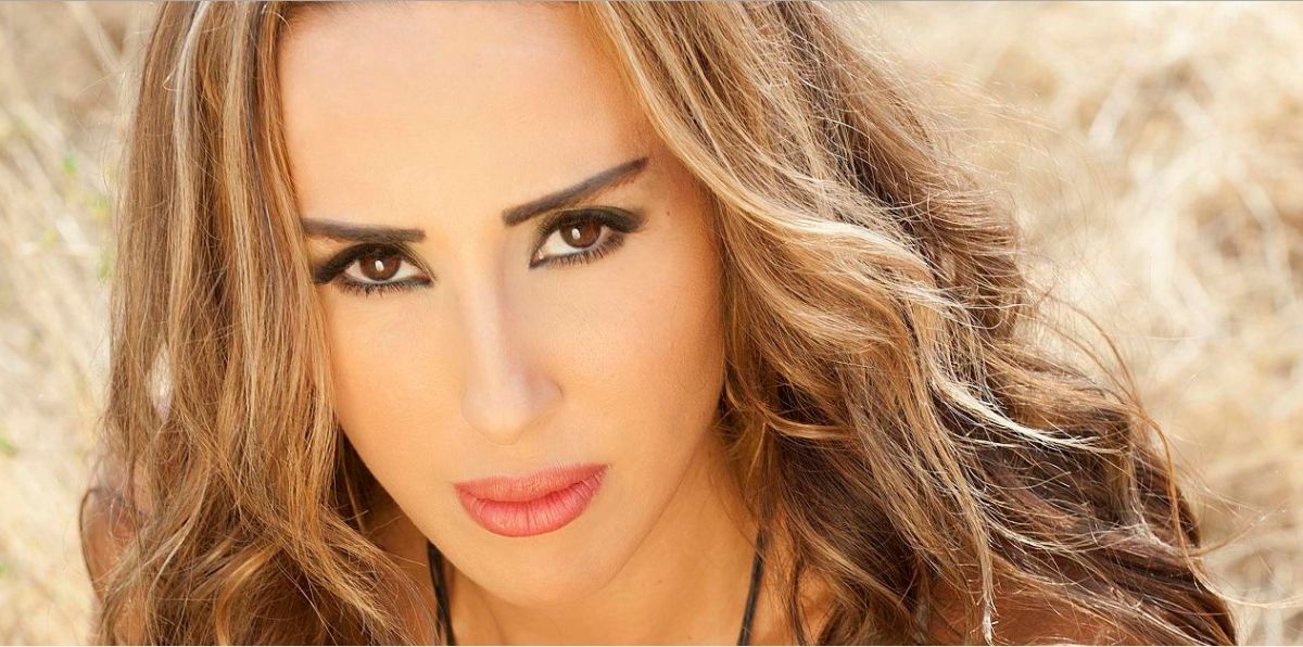 بالصور - ورد الخال بلا مكياج... وفي 