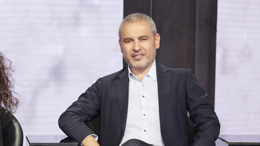 إيلي صعب يلهم النساء لأول مرة بهذه الطريقة... ماذا فعل؟