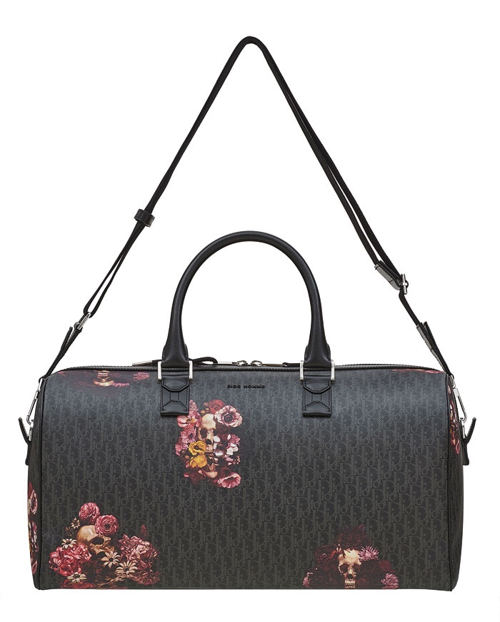 مجموعة Dior Homme Capsule الحصرية ثمرة تعاون مميز بين Dior Homme والفنان الياباني الموهوب Toru Kamei