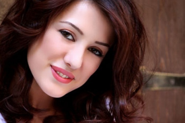 بالصورة -  شاهدوا كنده علوش من دون ماكياج... لن تصدقوا كم تغيّرت