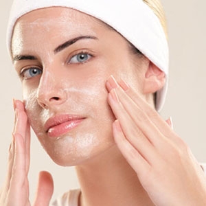 مستحضرات للعناية بالبشرة تلمع عام ٢٠٠٩