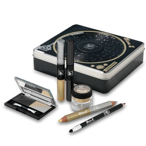 مجموعة مستحضرات وعطور رائعة