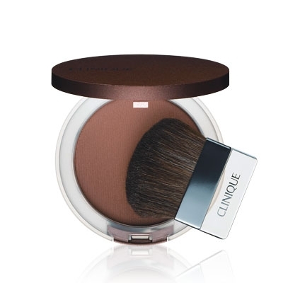 البودرة البرونزية لسحنة متألقة