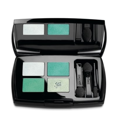 ظلال الجفون المنعشة...