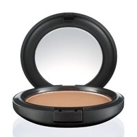 البودرة البرونزية المشرقة