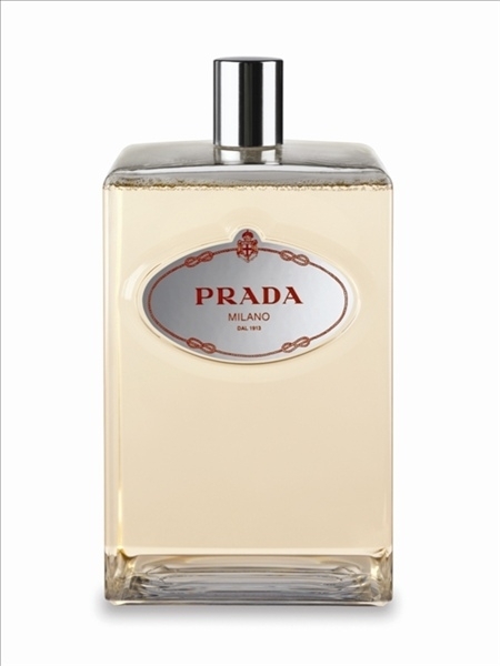 دار برادا Prada  تطلق عطر Infusion De Fleurs D’Oranger