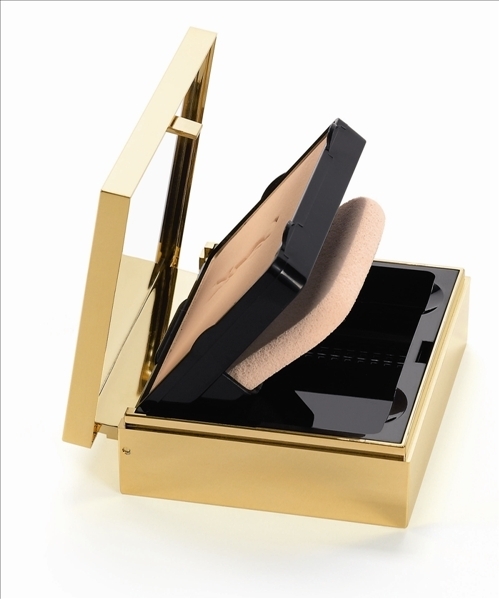 كريم الأساس Matt Touch Compact Foundation 