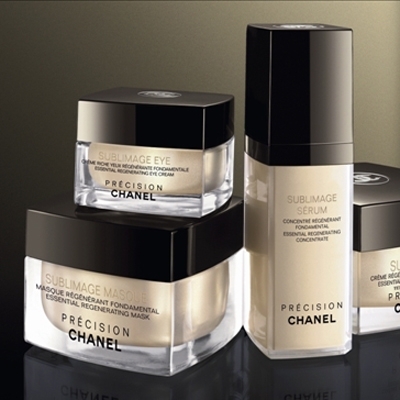 كريمات العناية بالبشرة