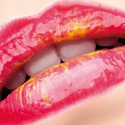 حديث الشفاه