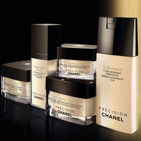 المستحضر المجدد للبشرة Sublimage Fluide Régénérant Fondamental 