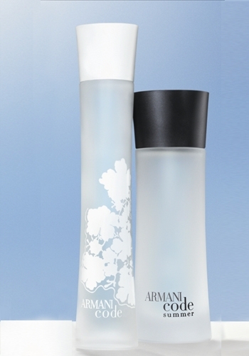 الشمس ساطعة مع عطور Armani Code Summer