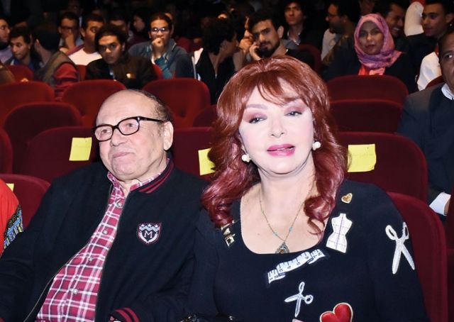 نبيلة عبيد والمخرج مجدي أبو عميرة 
