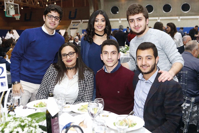 جامعة القديس يوسف تحتفل بعيدها الـ142